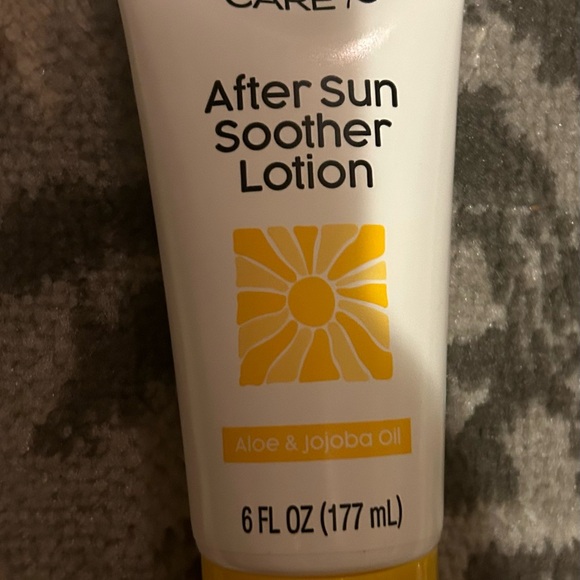 After Sun essentials kit aka: Beach PLEASE - Picture 4 of 8